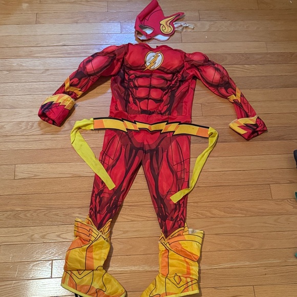 Rubie's Other - Kids Flash Superhero Halloween Costume - Red and Yellow